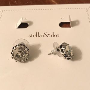 Stella & Dot earrings